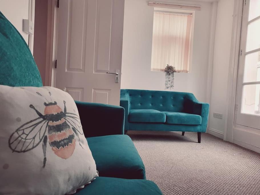 High Street, 2 Bed, Newly Refurb Appartement Leamington Spa Buitenkant foto