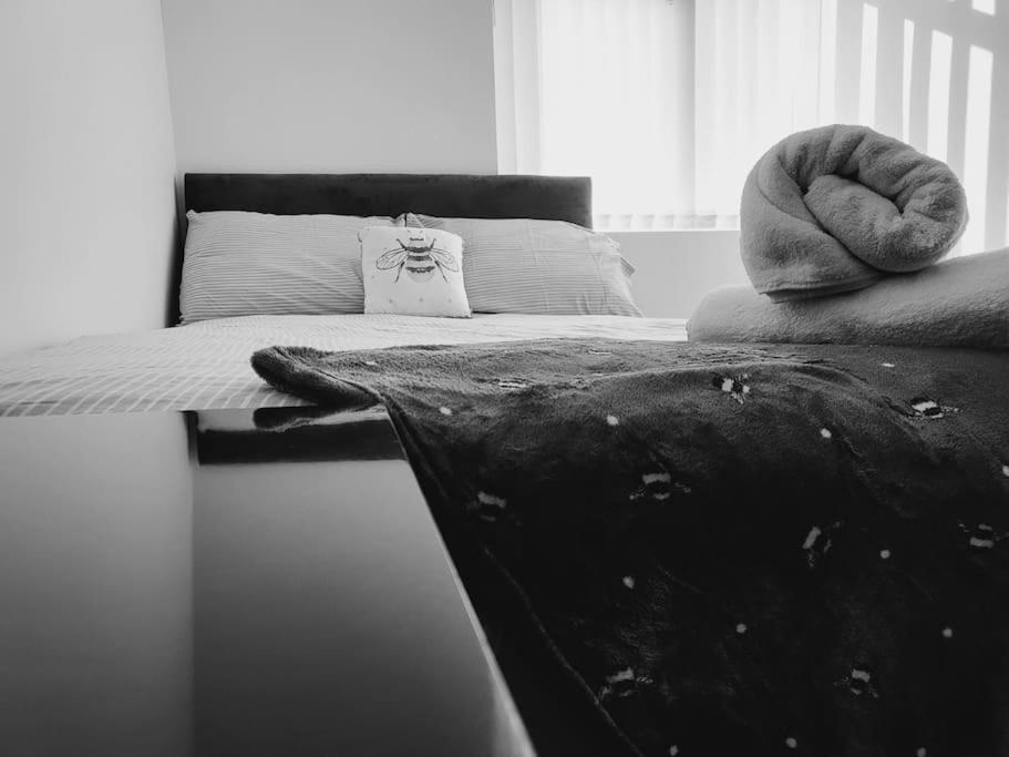 High Street, 2 Bed, Newly Refurb Appartement Leamington Spa Buitenkant foto