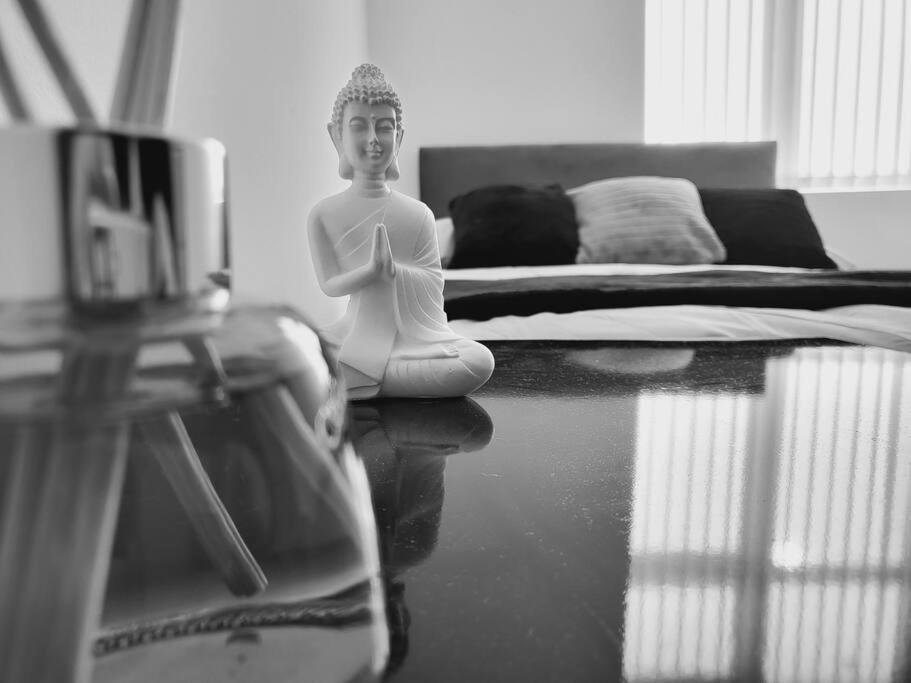 High Street, 2 Bed, Newly Refurb Appartement Leamington Spa Buitenkant foto